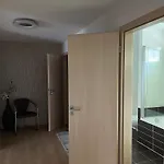 Rodinne Rafael Apartment