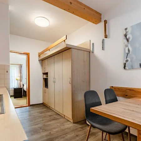 Rodinne Rafael Apartment